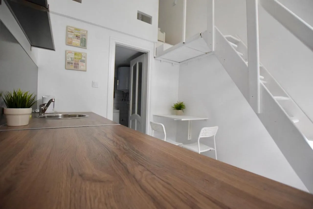 Budget Apartment By Hi5 - Kertesz Street Budapest
