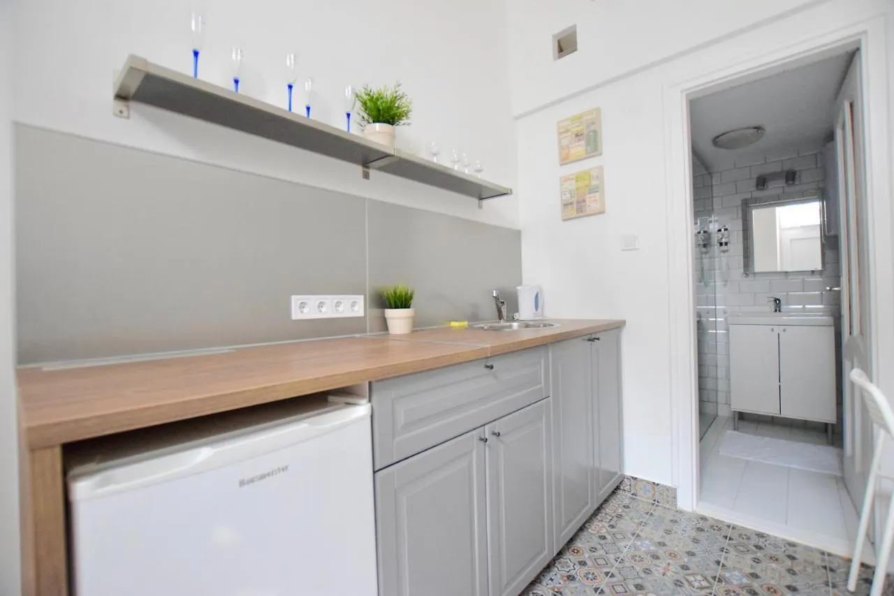 Budget Apartment By Hi5 - Kertesz Street Budapest Magyarország